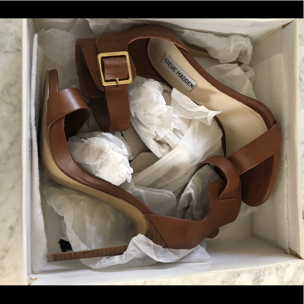 Steve Madden marlenee cognac size 8 1/2 💕